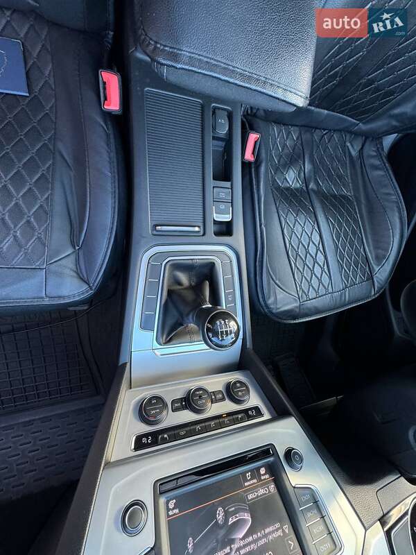 Универсал Volkswagen Passat 2016 в Мурафе