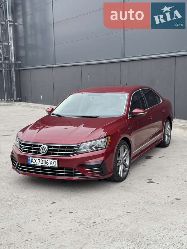 Седан Volkswagen Passat 2016 в Києві