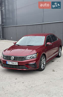 Седан Volkswagen Passat 2016 в Києві