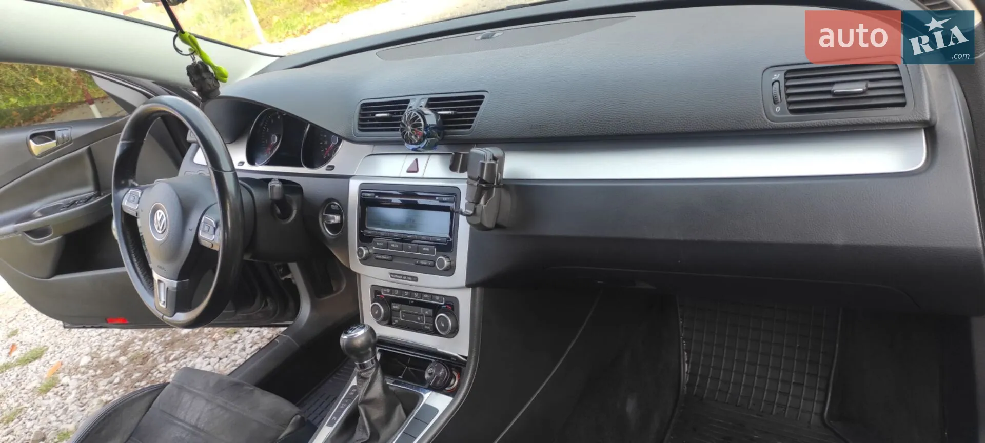 2010 Volkswagen Passat - мініатюра 8