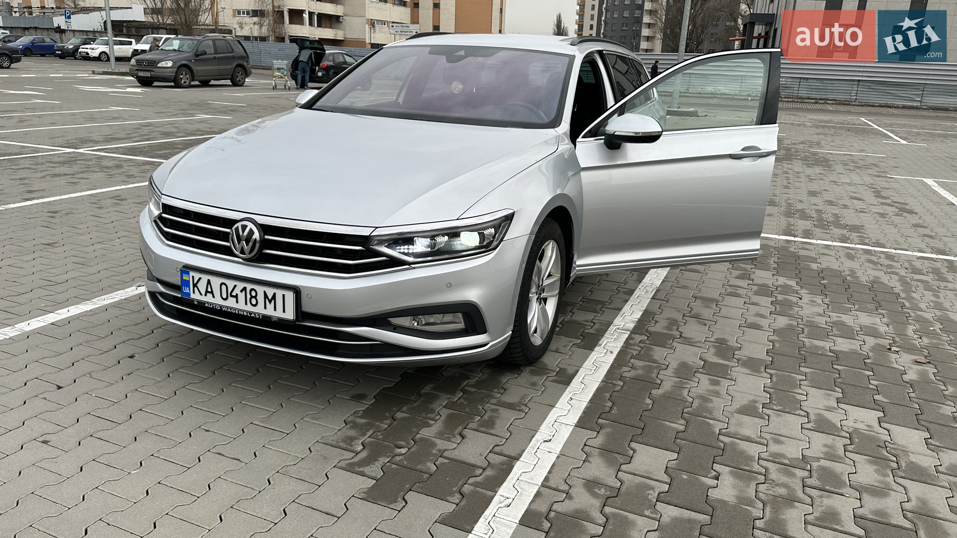 2019 Volkswagen Passat - фото 1