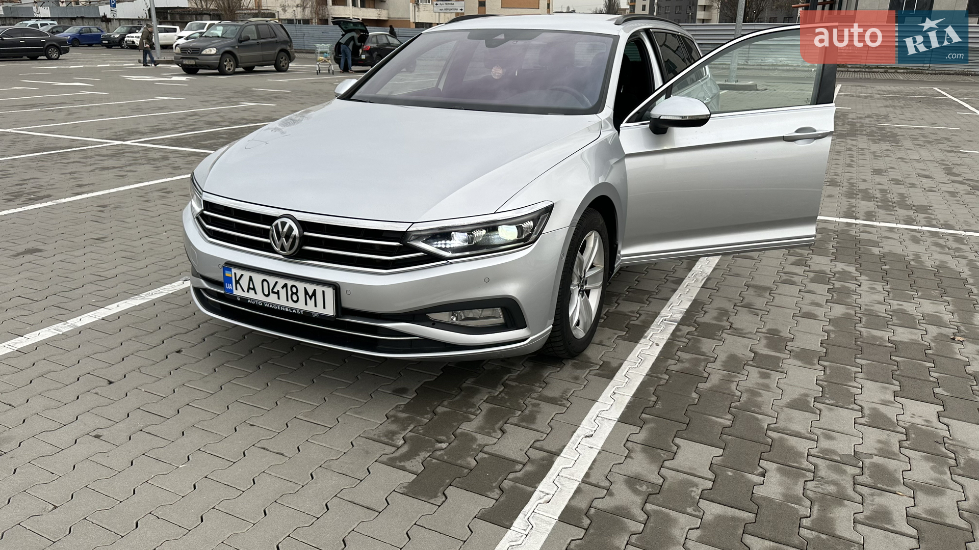 2019 Volkswagen Passat - мініатюра 2