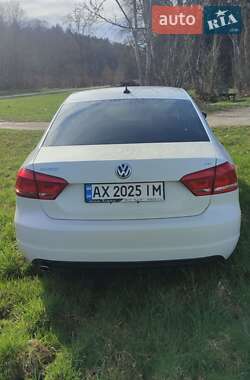 Седан Volkswagen Passat 2011 в Львові