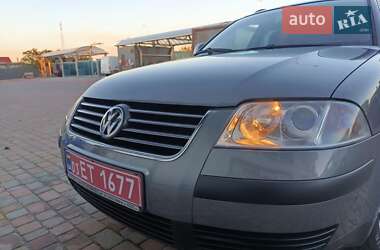 Універсал Volkswagen Passat 2005 в Сарнах