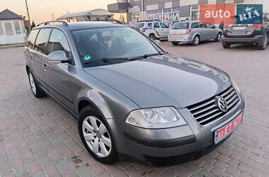 Універсал Volkswagen Passat 2005 в Сарнах