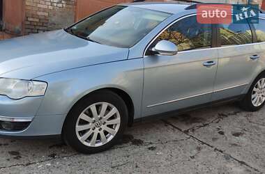 Універсал Volkswagen Passat 2006 в Києві