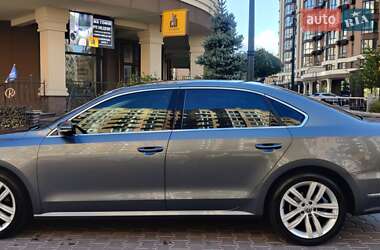 Седан Volkswagen Passat 2017 в Киеве