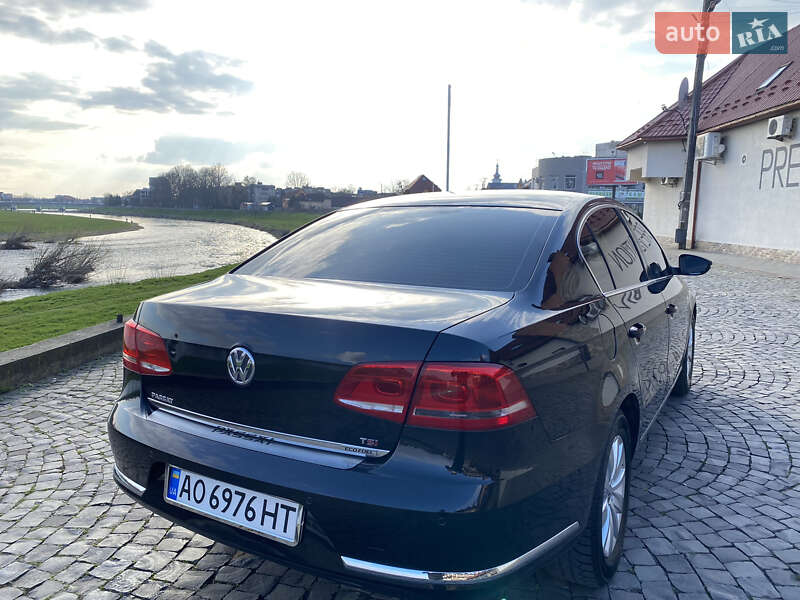 Седан Volkswagen Passat 2014 в Мукачево