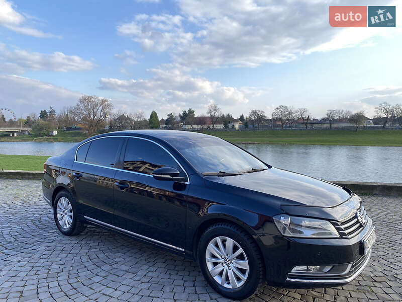 Седан Volkswagen Passat 2014 в Мукачево