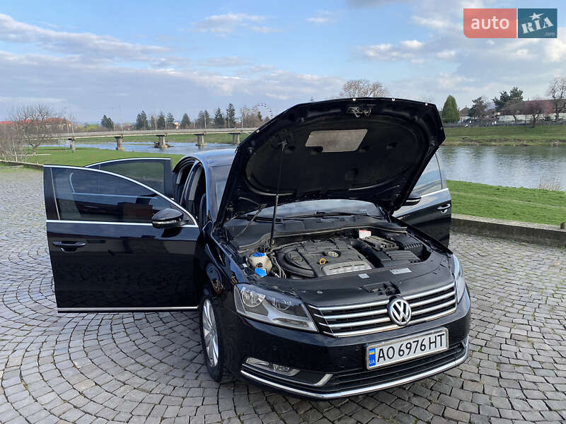 Седан Volkswagen Passat 2014 в Мукачево