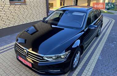 Универсал Volkswagen Passat 2020 в Луцке