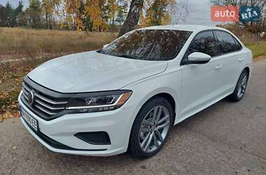 Седан Volkswagen Passat 2019 в Шостке