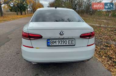 Седан Volkswagen Passat 2019 в Шостке