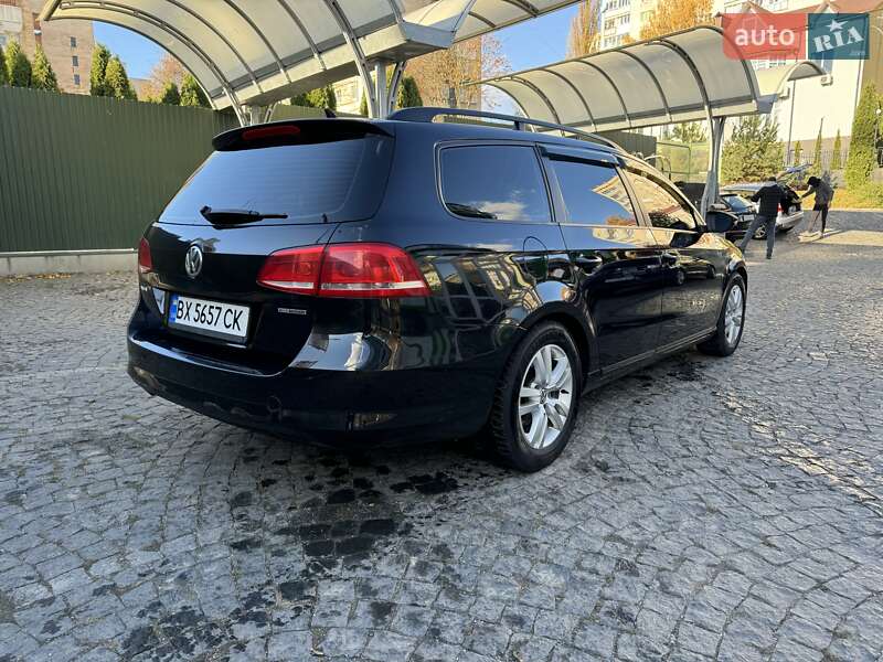 Універсал Volkswagen Passat 2012 в Хмельницькому