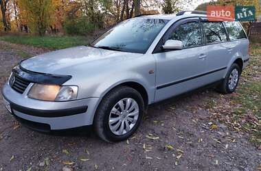 Універсал Volkswagen Passat 1998 в Кіцмані