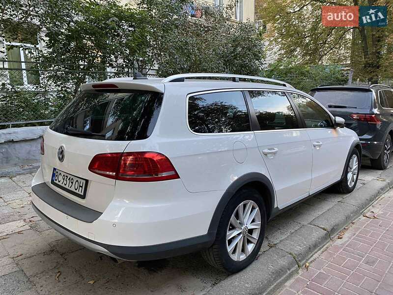 Универсал Volkswagen Passat 2014 в Львове