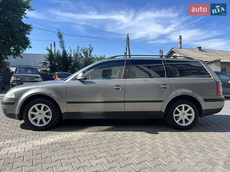 Универсал Volkswagen Passat 2004 в Черновцах