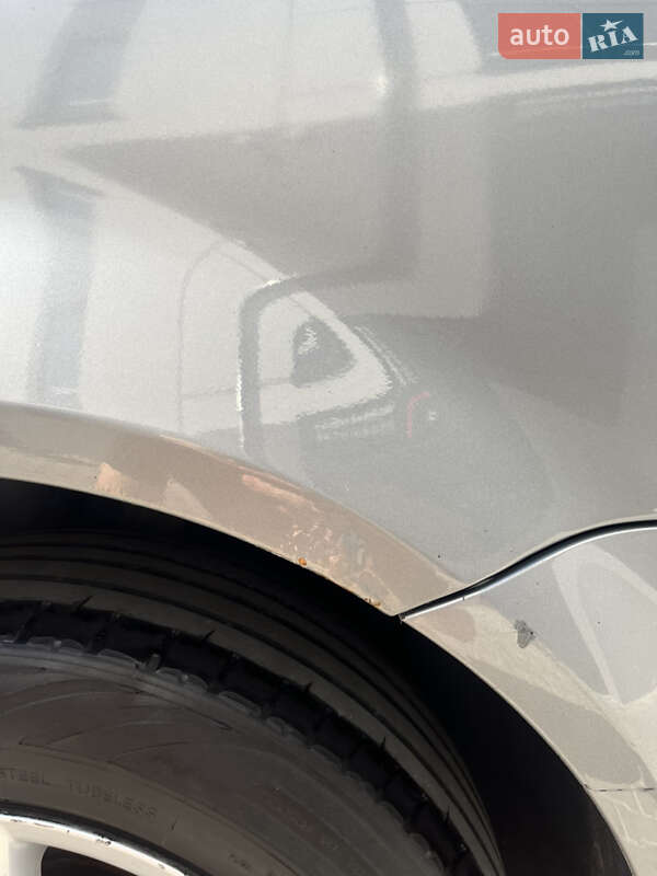 Универсал Volkswagen Passat 2004 в Черновцах