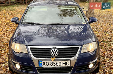 Универсал Volkswagen Passat 2005 в Межгорье