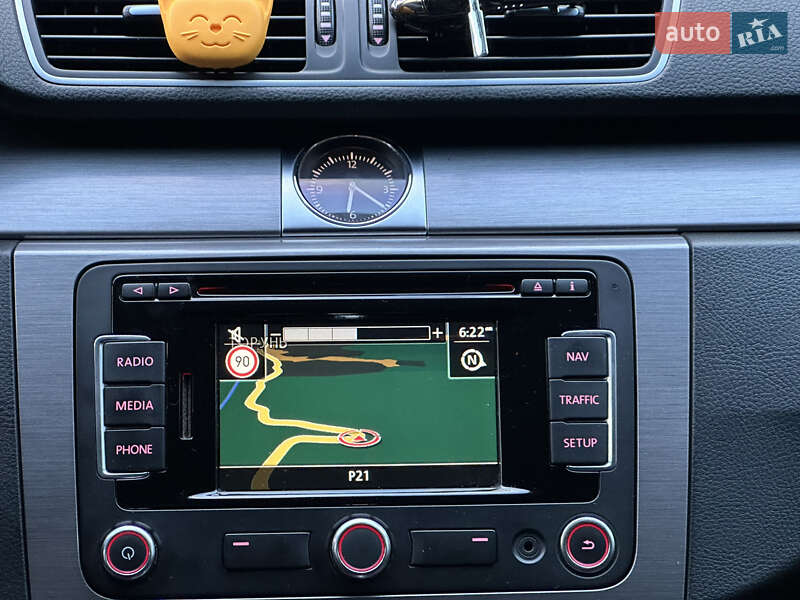 Универсал Volkswagen Passat 2013 в Ужгороде