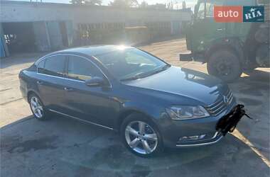 Седан Volkswagen Passat 2011 в Одесі