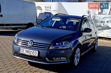 Універсал Volkswagen Passat 2011 в Чернівцях