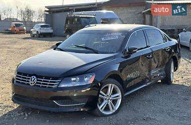 Седан Volkswagen Passat 2013 в Стрые