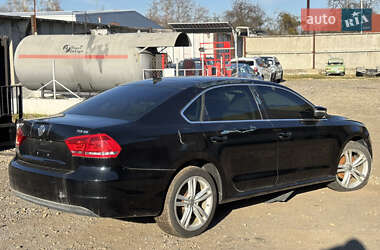 Седан Volkswagen Passat 2013 в Стрию