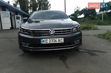 Седан Volkswagen Passat 2015 в Кривому Розі