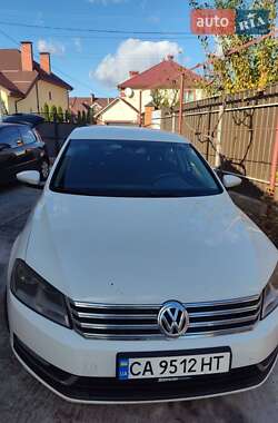 Седан Volkswagen Passat 2012 в Борисполі