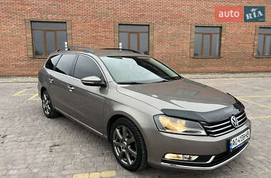 Універсал Volkswagen Passat 2011 в Хмельницькому