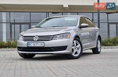 Седан Volkswagen Passat 2011 в Львові