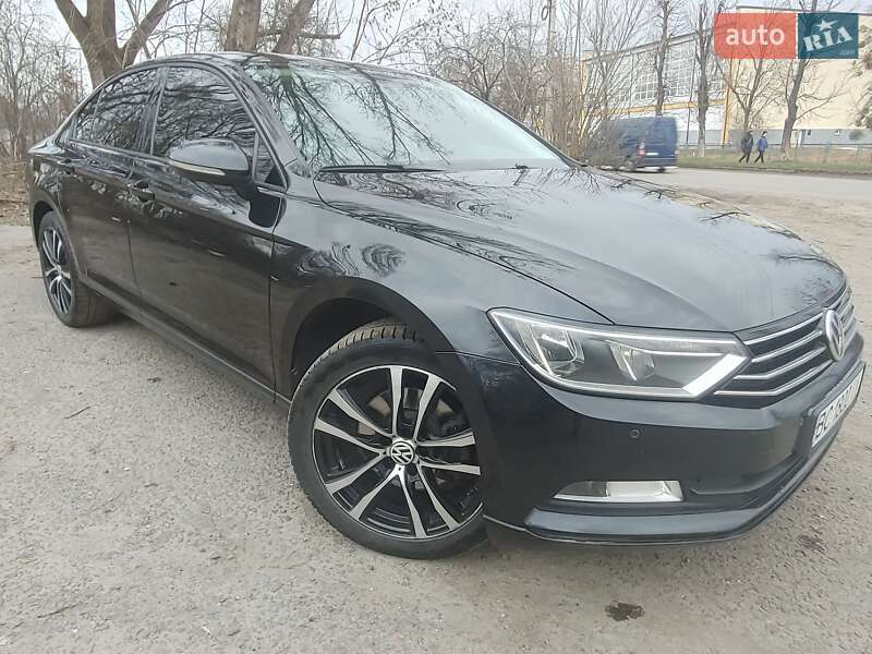Седан Volkswagen Passat 2016 в Шептицькому