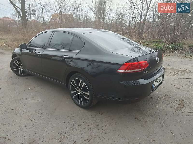Седан Volkswagen Passat 2016 в Шептицькому