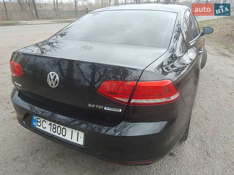 Седан Volkswagen Passat 2016 в Шептицькому