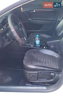 Седан Volkswagen Passat 2012 в 