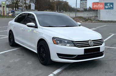 Седан Volkswagen Passat 2012 в 