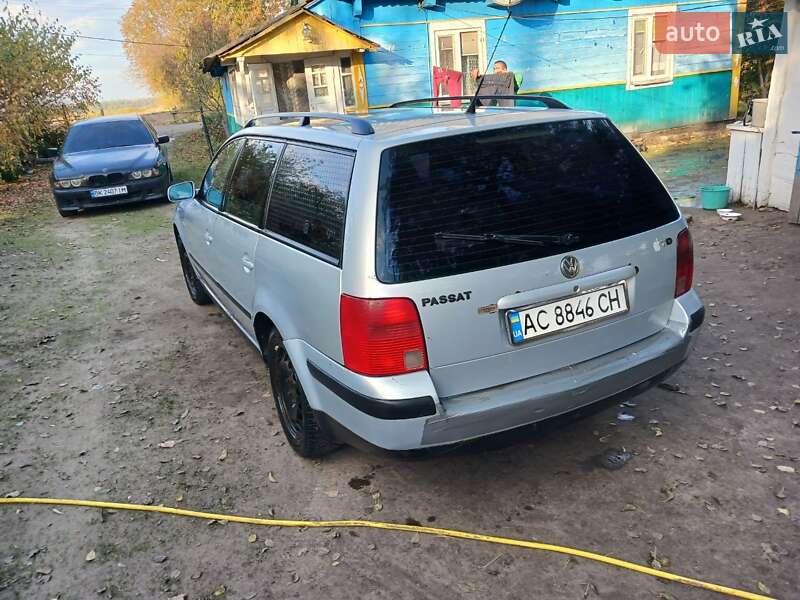Універсал Volkswagen Passat 2000 в Турійську