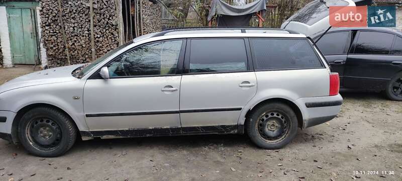 Універсал Volkswagen Passat 2000 в Турійську