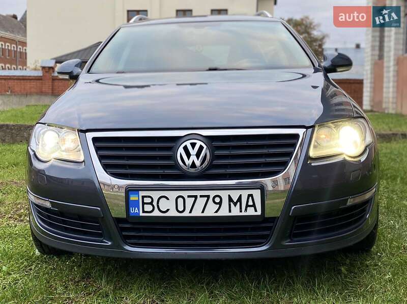Универсал Volkswagen Passat 2009 в Дрогобыче