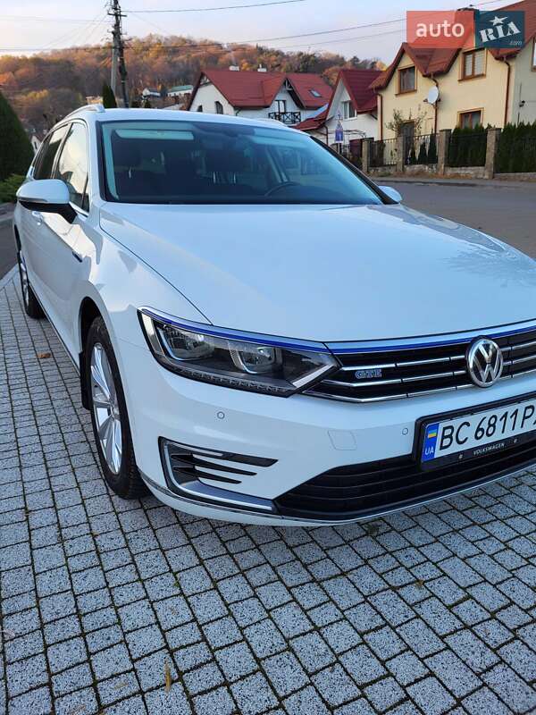Volkswagen Passat 2016