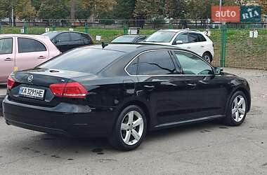 Седан Volkswagen Passat 2012 в Києві