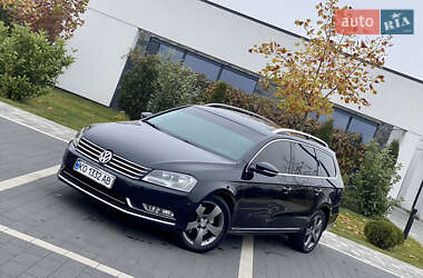 Універсал Volkswagen Passat 2011 в Мукачевому