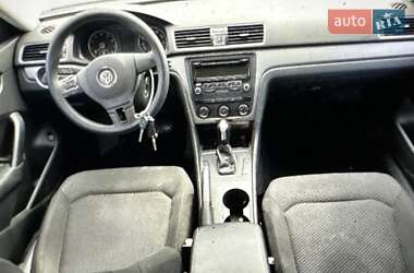 Седан Volkswagen Passat 2013 в Киеве