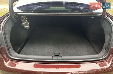 Седан Volkswagen Passat 2011 в 