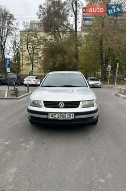 Седан Volkswagen Passat 1999 в Дніпрі