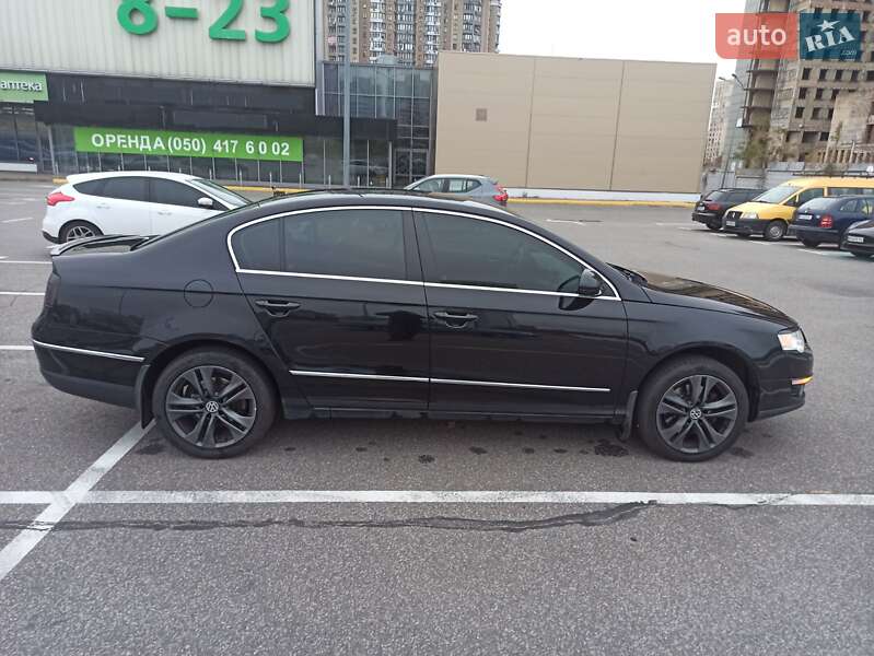 Седан Volkswagen Passat 2006 в Києві