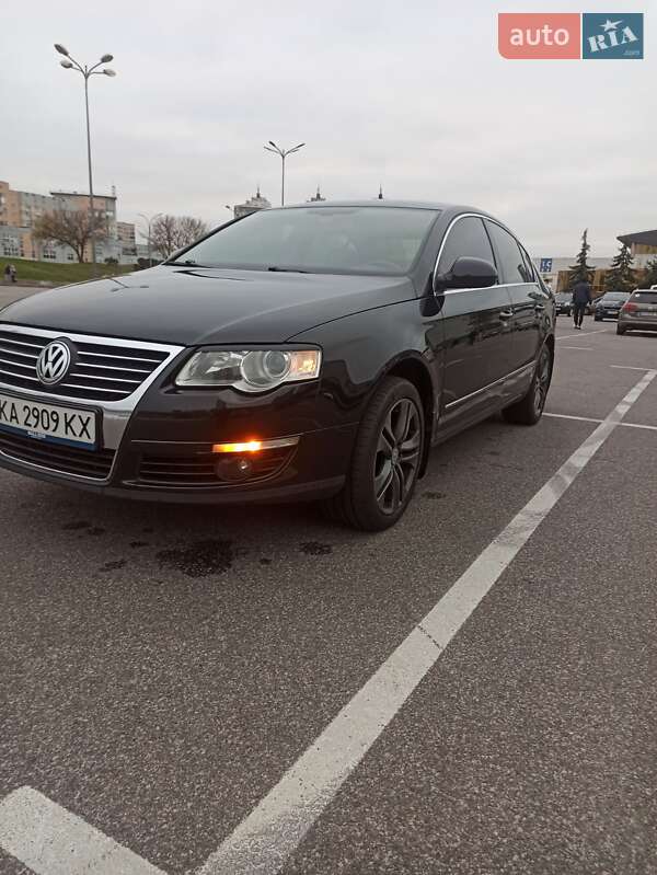 Седан Volkswagen Passat 2006 в Києві