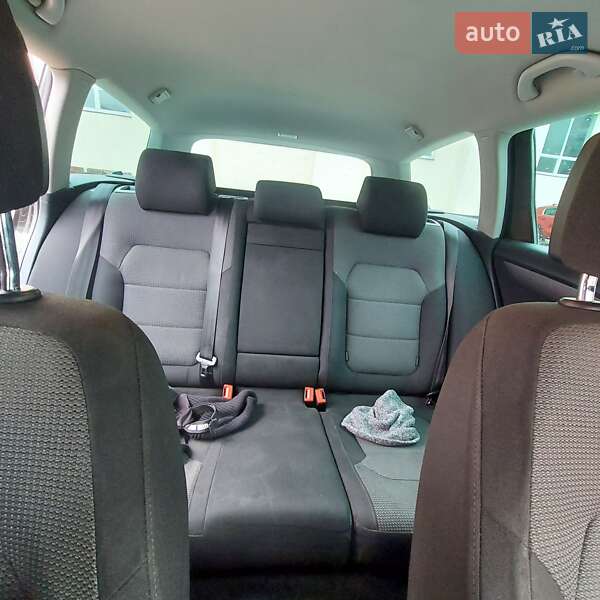 Універсал Volkswagen Passat 2012 в Хмельницькому