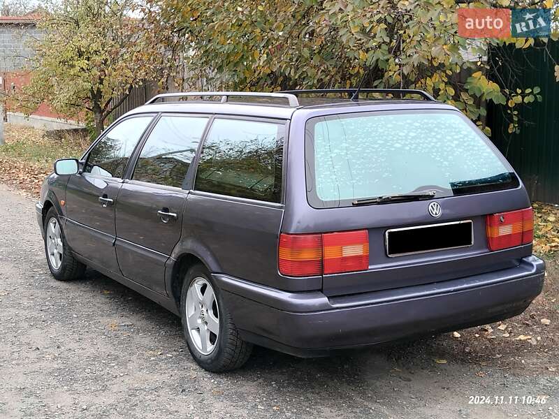 Универсал Volkswagen Passat 1996 в Лубнах